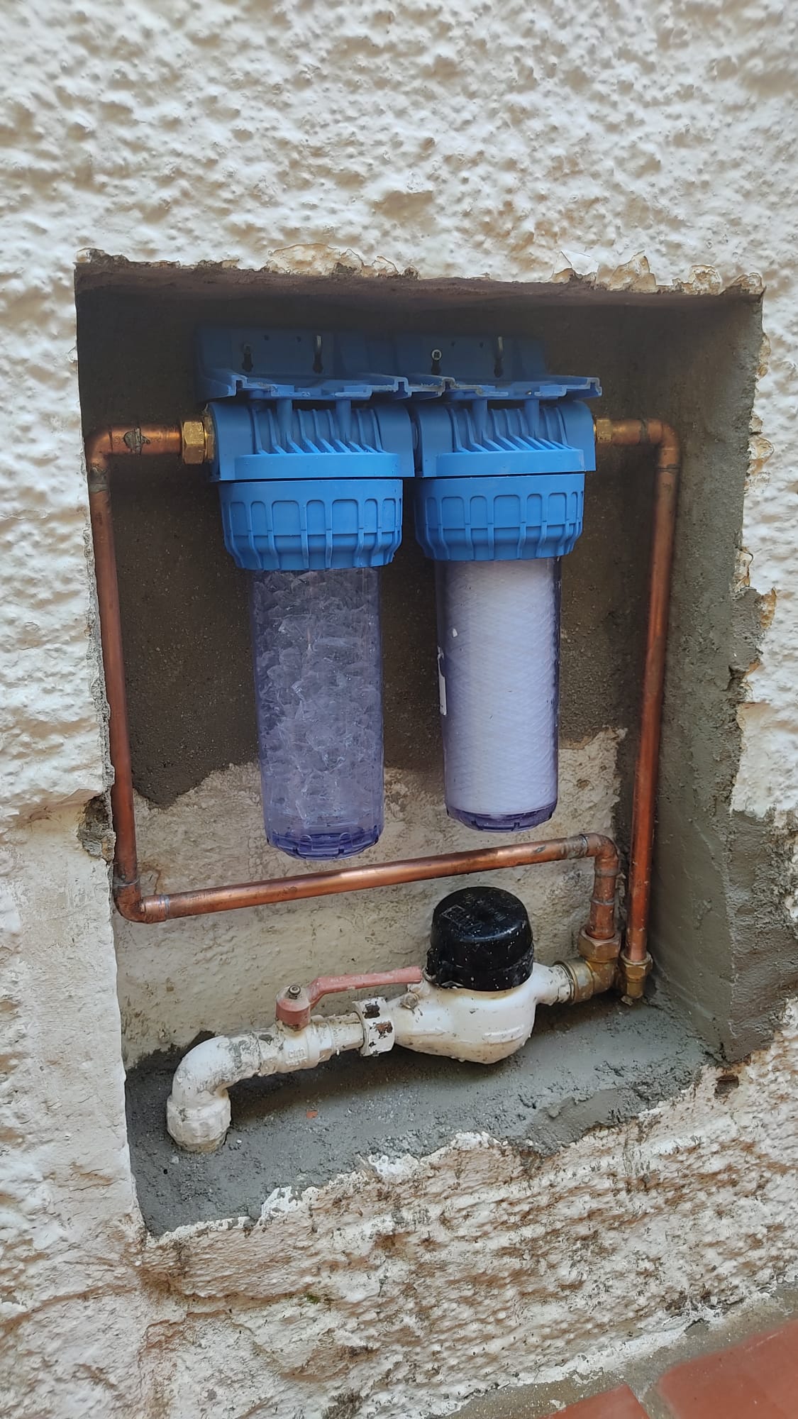Instalación de Sistema de Filtrado de Agua en Torremolinos